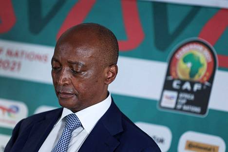 Afrikan jalkapalloliitto CAF:in presidentti Patrice Motesepe suree uhreja ja lupasi lehdistötilaisuudessa tiistaina, että onnettomuus selvitetään perin pohjin.