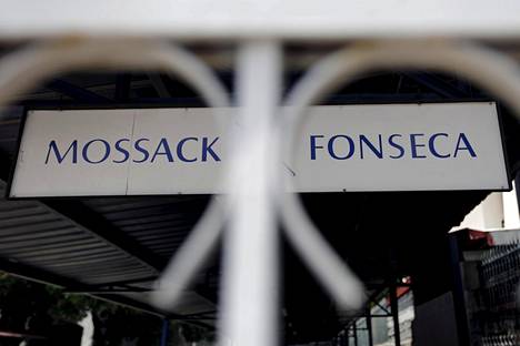 Mossack Fonseca -asianajotoimiton fasadi Panama Cityssä.