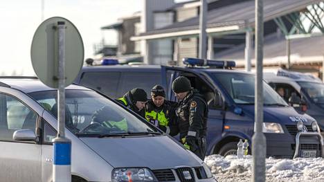 Ruotsin ja Suomen suhtautuminen koronaviruskriisiin tuo esiin lähinaapurien  erot - Pääkirjoitus 