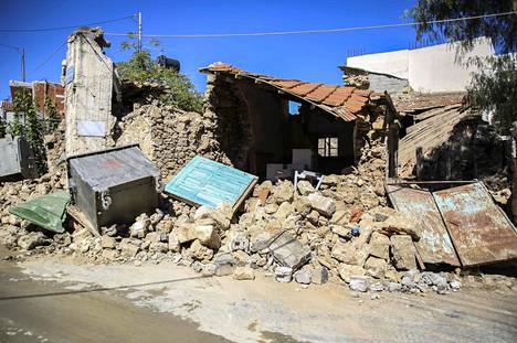 Kreetan saarelle iski maanjäristys myös kaksi viikkoa sitten 27. syyskuuta. Sen seurauksena yksi ihminen kuoli, useita ihmisiä loukkaantui ja taloja vaurioitui Kreetalla. 