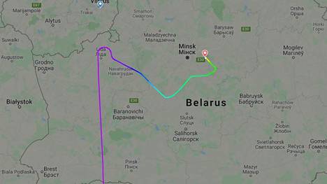 Valko-Venäjä | Valko-Venäjä pakotti Ryanairin lennon laskeutumaan pidättääkseen oppositio­toimittajan, EU-johtajat keskustelevat mahdollisista pakotteista maanantaina