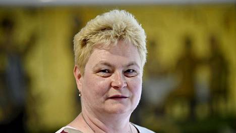 KT:n valtuuskunnan puheenjohtaja, Vantaan henkilöstöjohtaja Kirsi-Marja Lievonen.
