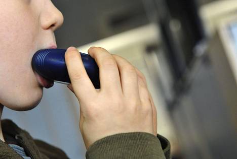 Suomessa arviolta joka kymmenes lapsi sairastaa astmaa.