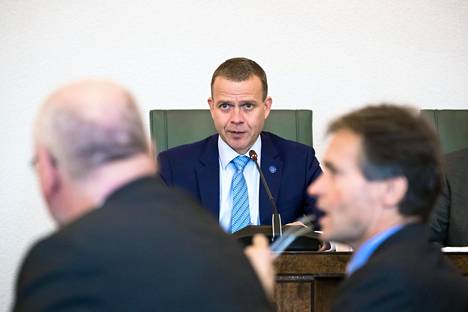 Eduskunnan viikkoja jatkuva budjettikäsittely alkoi syyskuussa, kun valtiovarainministeri Petteri Orpo (kok) tuli valtiovarainvaliokuntaan esittelemään hallituksen esitystä.