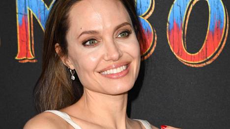 Lehti: Angelina Jolie saamassa roolin Marvelin supersankari­elokuvassa