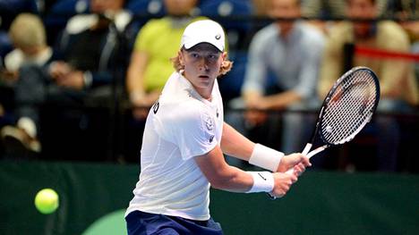 Davis Cup kapteeni Jarkko Nieminen ihasteli Ruusuvuoren peliä maailmantähti Thiemiä vastaan