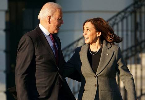 Kamala Harris nousee Yhdysvaltain presidentiksi Joe Bidenin paksusuolen tähystyksen ajaksi.