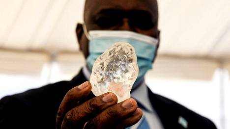 Jalokivet | Maailman kolmanneksi suurin timantti löytyi Botswanasta: ”Tuo toivoa kamppailevalle kansakunnalle”