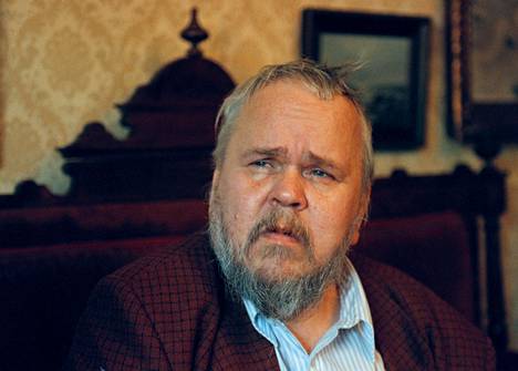 Kirjailija Matti Paavilainen vuonna 1999.