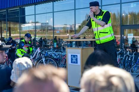 Customs auctioned bicycles left under customs control in Virolahti Vaalimaa on May 16, 2024. The bicycles had remained in Customs' possession from asylum seekers who arrived at the eastern border.