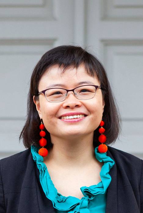 Helsingin yliopiston Kiinan tutkimuksen professori Julie Yu-Wen Chen.