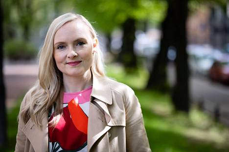 Vihreiden Maria Ohisalo valmistautuu ensimmäisiin vaaleihinsa puolueen puheenjohtajana. Hänet kuvattiin lähellä sisäministeriötä Helsingissä.