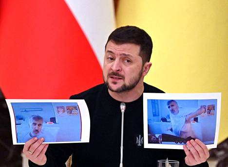 Ukrainan presidentti Volodymyr Zelenskyi esitti keskiviikkona Kiovassa pidetyssä tiedotustilaisuudessa kuvia vankilarangaistusta kärsivästä ja riutuneesta Mihail Saakašvilistä.