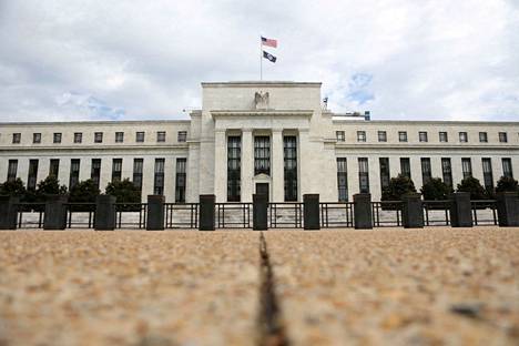 Yhdysvaltojen keskuspankin rakennus Washingtonissa. 