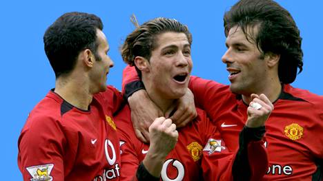 Cristiano Ronaldo juhlimassa Tottenhamia vastaan tehtyä maalia Ruud Van Nistelrooyn ja Ryan Giggsin kanssa maaliskuussa 2004.