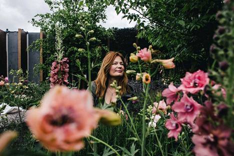Puutarhasuunnittelija Taina Suonio Chelsean puutarhanäyttelyssä toukokuussa 2016.