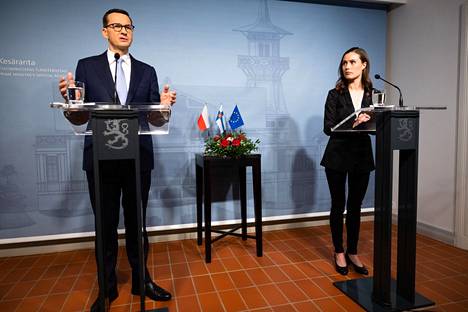 Pääministeri Sanna Marin ja Puolan pääministeri Mateiusz Morawiecki tapasivat Helsingissä pääministerin virka-asunnolla Kesärannassa marraskuussa