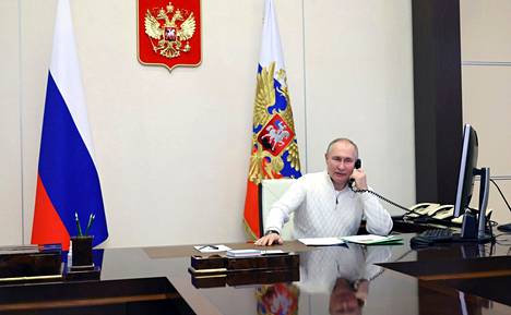 Kremlin välittämä kuva presidentti Vladimir Putinista tammikuun 5. päivänä