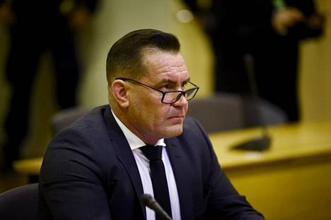 Juristi Ilkka Ukkonen edusti liivijengi United Brotherhoodin johtajaa lakkauttamisoikeudenkäynnin valmisteluistunnossa Porvoossa 8. tammikuuta 2020.