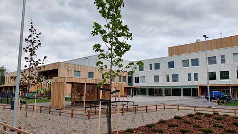 Kasvatus ja koulutus | Leppävaaran uusi koulukeskus Espoossa on yksi Suomen suurimmista - Tilat palvelevat 1 300 lasta