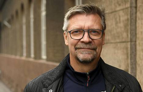 Päävalmentaja Jukka Jalonen valitsi joukkueen EHT-turnaukseen.