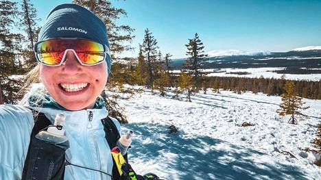 Jyväskyläläinen Susanna Ylinen hiihti 300 kilometriä putkeen. 