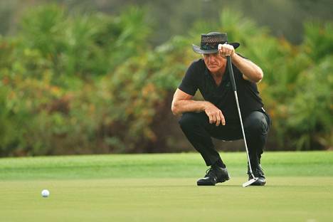 Golfin lajilegenda Greg Norman luotsaa  Saudi-Arabian rahoittamaan uutta golfin ammattilaisturneeta. 