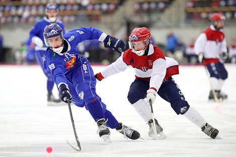 Tuomas Määttä on Suomen maajoukkueen tähtiä. Kuva vuoden 2017 MM-kisoista.