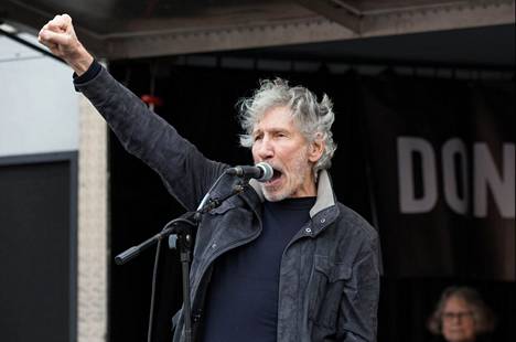 Roger Waters osallistui helmikuussa 2020 Lontoossa Julian Assangea tukevaan mielenosoitukseen. 