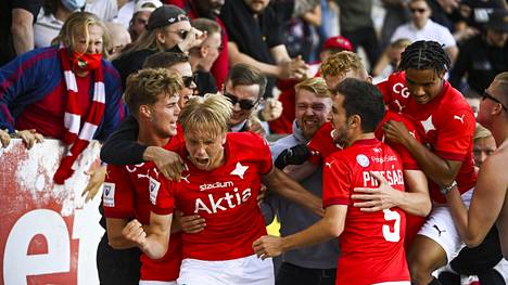 Jalkapallo | HIFK punnersi 2–2:een lisäajalla – Dramaattinen tasapeli kahden rankkarin pelissä ei tyydyttänyt ketään: ”Jokainen on pettynyt”