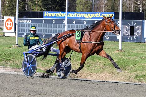 Imperator voitti viime toukokuussa Kuopio Stakesin ylivoimaisesti Hannu Torvisen ajamana.