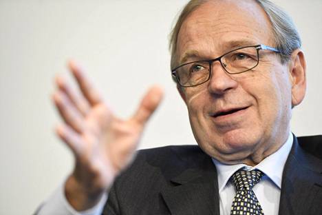 FT: Erkki Liikanen noussut kompromissi­ehdokkaaksi Euroopan keskuspankin johtoon