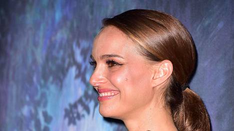 Näyttelijä Natalie Portman kieltäytyi miljoonan dollarin palkinnosta Israelissa ”omantunnon syistä”