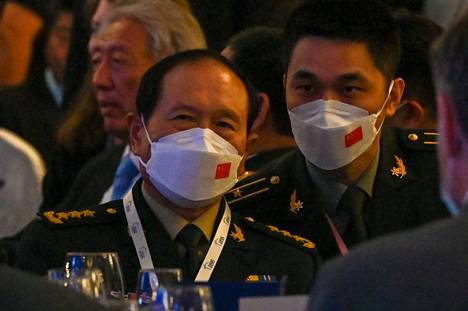 Kiinan puolustusministeri Wei Fenghe osallistui turvallisuuskokouksen avajaisiin Singaporessa perjantaina.