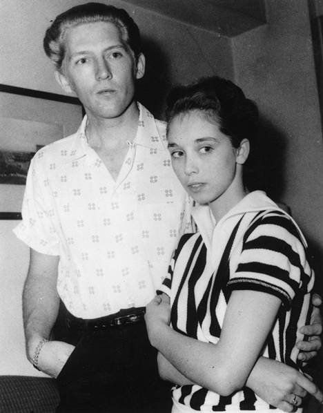 Jerry Lee Lewis ja hänen vaimonsa Myra Gale Brown vuonna 1958.