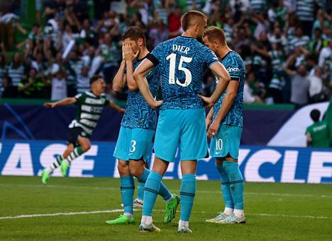 Tottenhamin pelaajat olivat pettyneitä jäätyään nollille Portugalissa.
