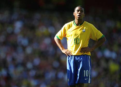 Robinho loisti nuoruudessaan Brasilian maajoukkueessa. Kuva vuodelta 2006.