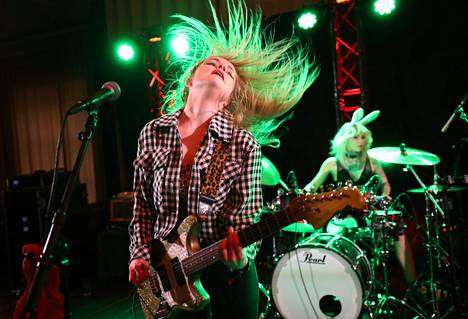 Likaiset Pikkarit esiintyi Paasitornissa järjestetyssä punk-konsertissa pääsiäislauantaina.