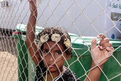 Sodan takia kodistaan paennut tyttö on yksi Jemenin sodan kolmesta miljoonasta pakolaisesta. Hänet kuvattiin Khokhan pakolaisleirillä tammikuussa 2019.