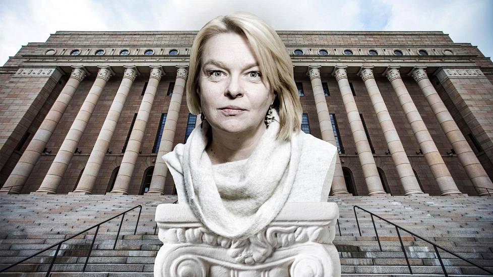 Sivistyspääministeri Elina Knihtilä.