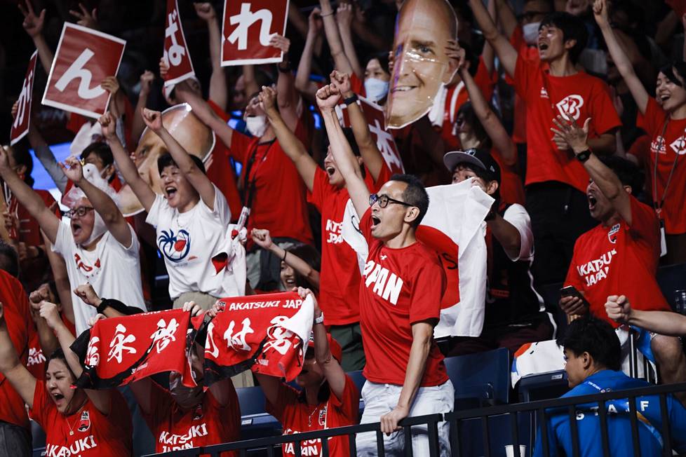 The cheering of the Japanese supporters was passionate throughout the tournament.