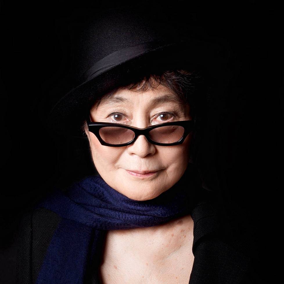 Kevin Aboschin valokuva Yoko Onosta.
