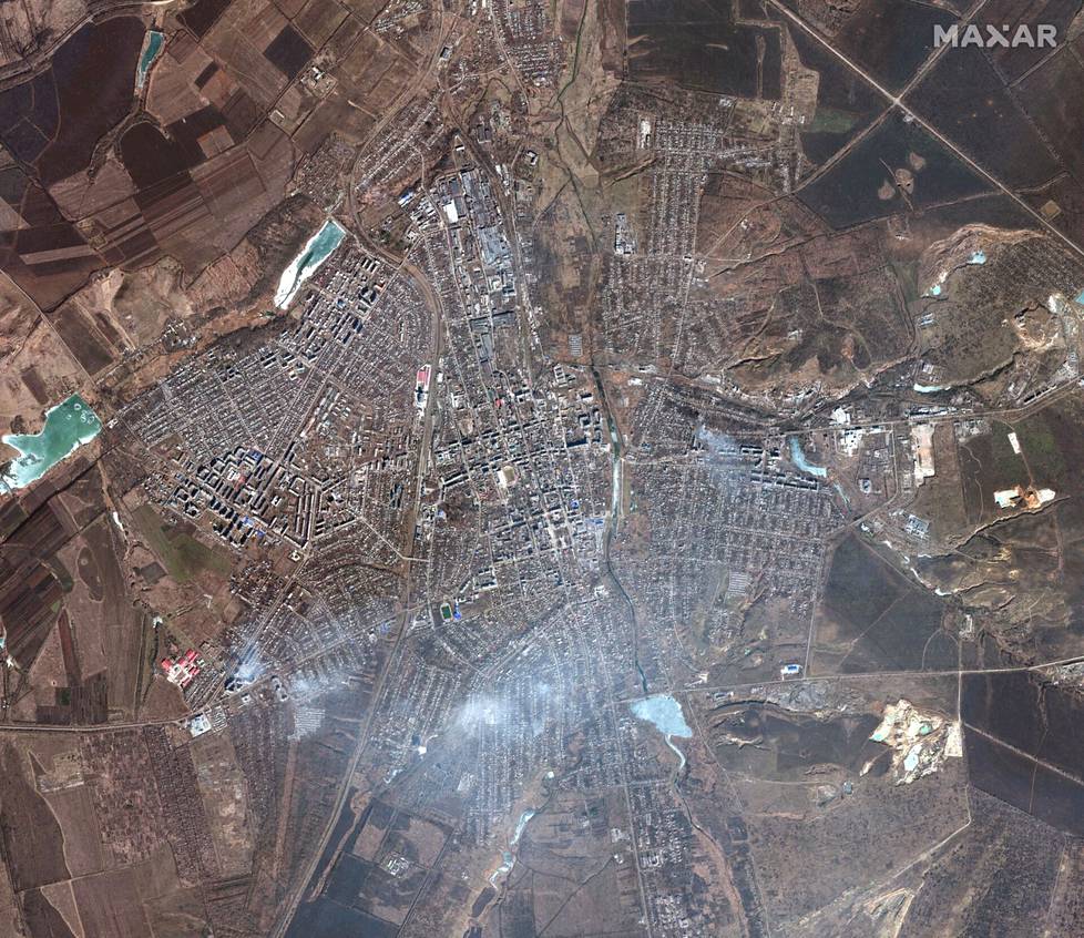 Yleisnäkymä Bahmutista viime maanantaina otetussa satelliittikuvassa. 