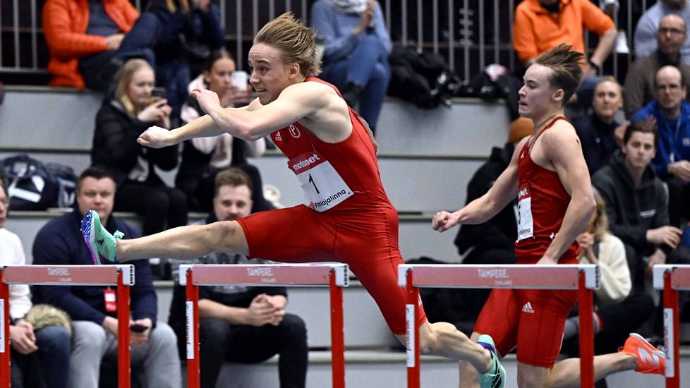 Sainio and teammate Jere Haapalainen at the home games in Tampere SM halls in February.