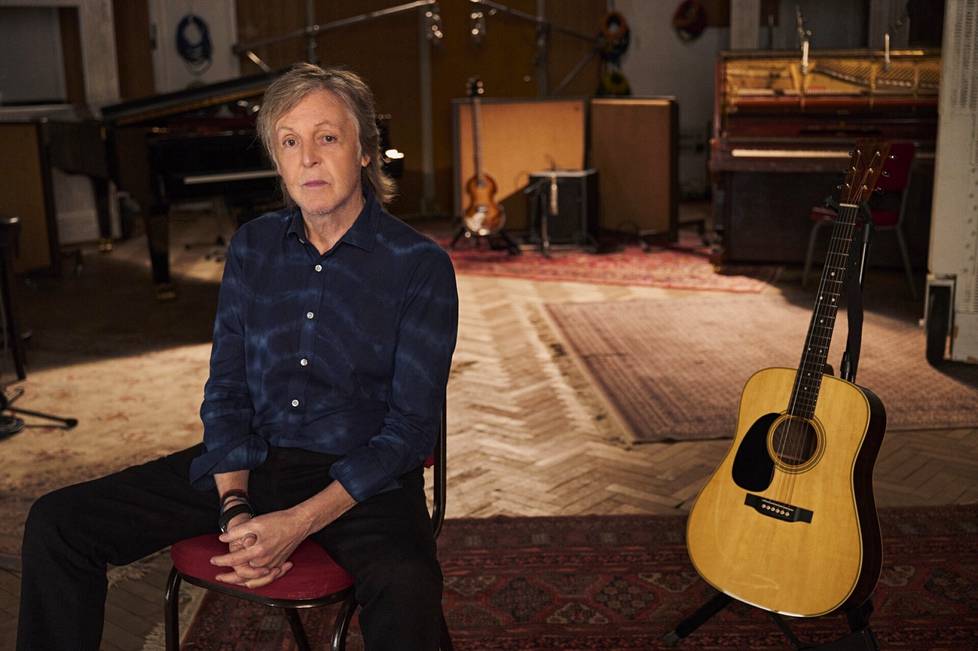 Dokumentin tehneen Mary McCartneyn Paul-isä teki Abbey Roadin studiolla työtään sekä Beatlesin että Wingsin basistina, laulajana ja lauluntekijänä.