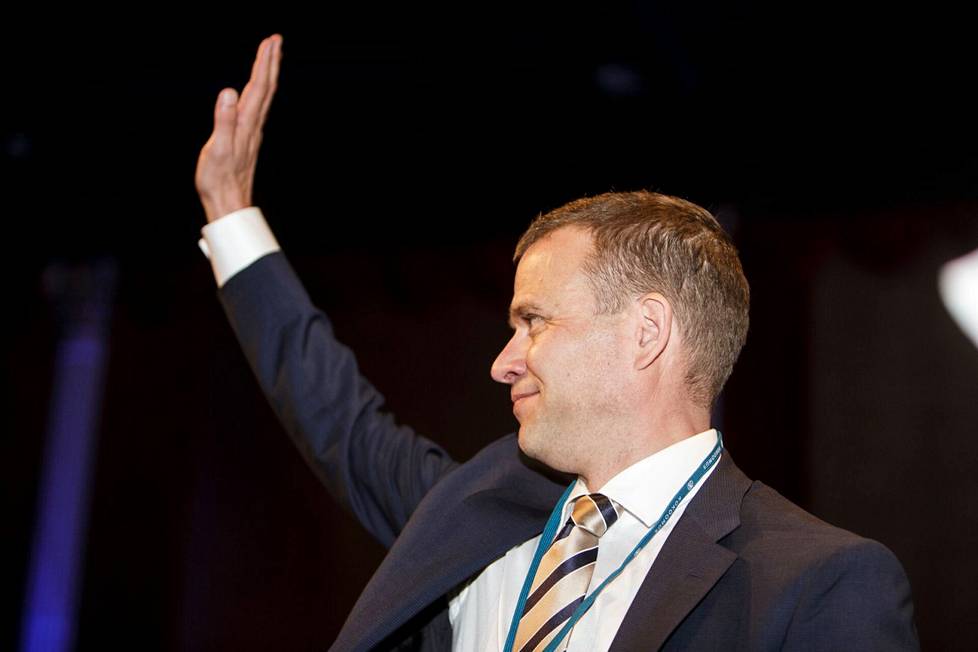Petteri Orpo valittiin kokoomuksen puheenjohtajaksi puoluekokouksessa Lappeenrannassa 2016.
