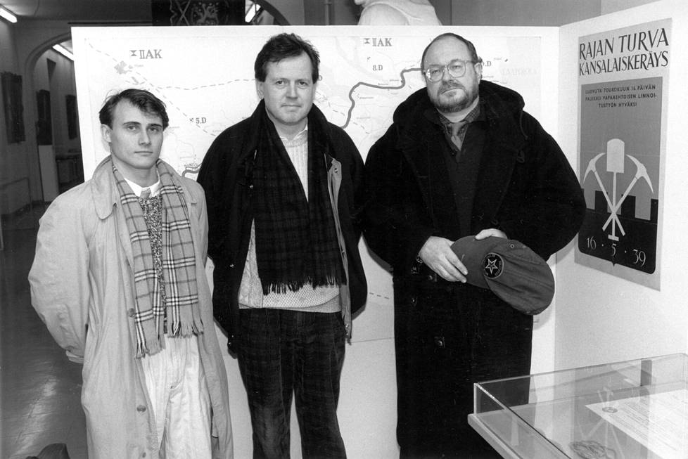 Marko Röhr, Antti Tuuri ja Pekka Parikka kutsuivat Ilta-Sanomat Sotamuseoon talvella 1988 esitelläkseen talvisota-aiheisen elokuvahankkeensa ja testatakseen, kuinka ideaan suhtaudutaan Suomessa ja Neuvostoliitossa.