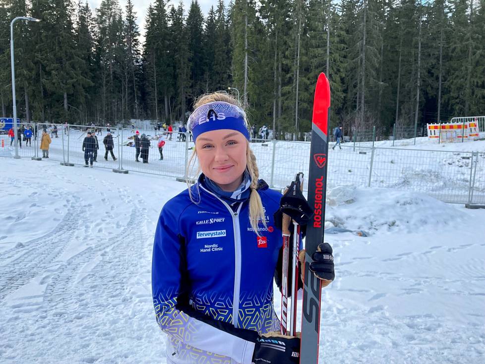 Rebecca Ehrnrooth kilpaili Tampereen SM-hiihtojen parisprintissä Espoon Hiihtoseuran väreissä.