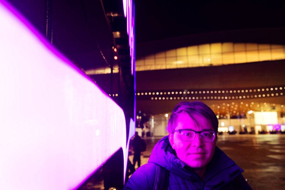 Andrei Grišin was photographed on a November evening in Helsinki's Kansalaistor.