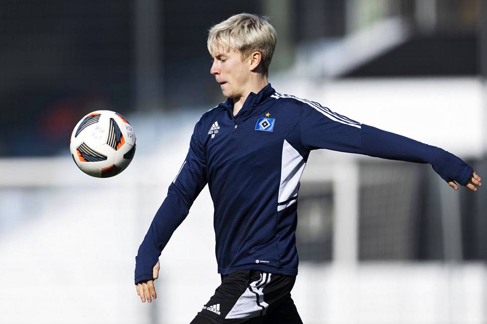 Juho Kilo harjoitteli HSV:n reservijoukkueen harjoituksissa helmikuun lopulla.
